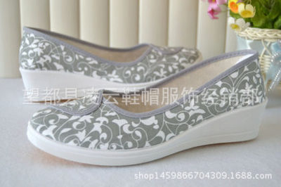 新款老北京布鞋护士鞋美容鞋小白鞋女工作鞋软底厂家批发一件代发